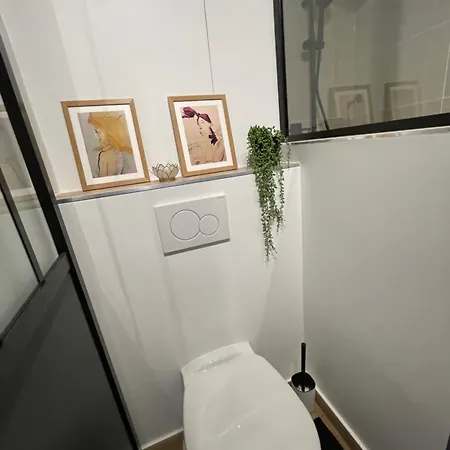 Luxury Flat With Parking Space Châtillon